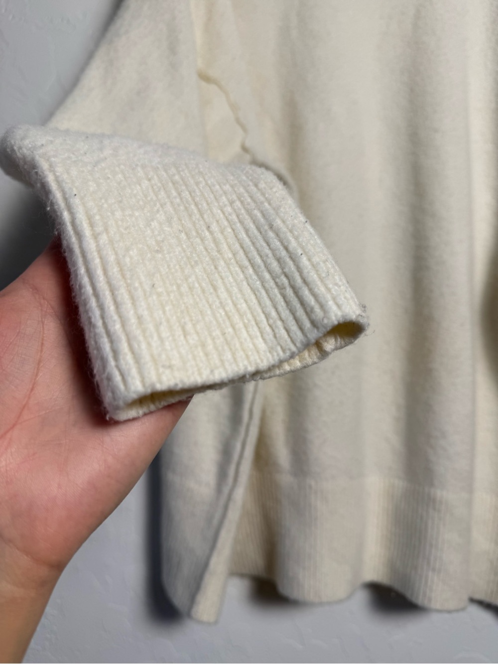 Aerie Cream Cozy Oversized Crew Neck Knit Sweater Size XL Slouchy Drop Shoulder - Picture 3 of 10